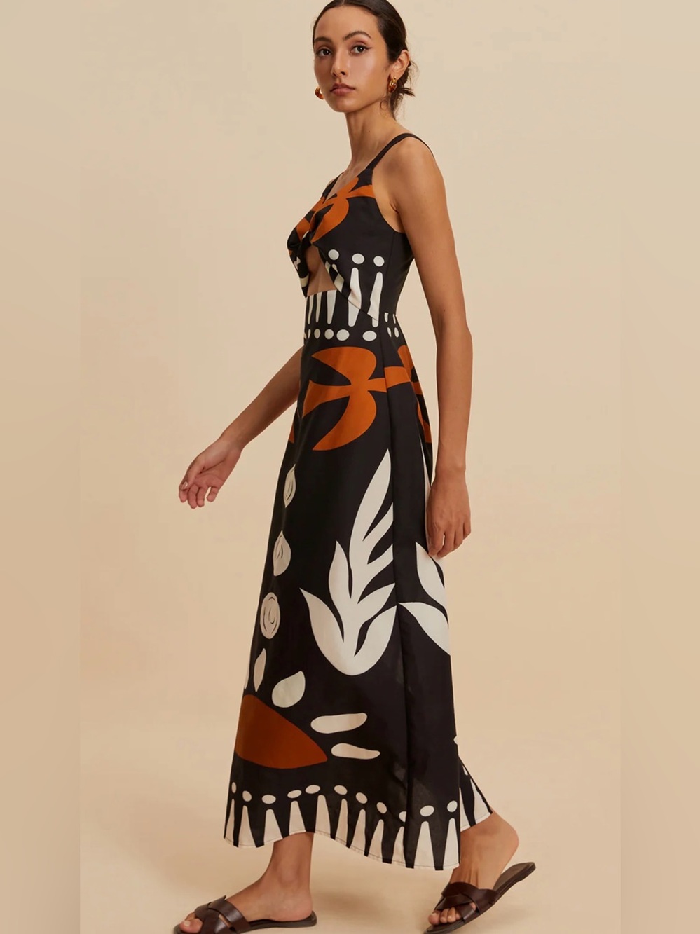 Commense Black Maxi Dress with Bold Rust and Cream Graphic Print - Picture 2 of 6